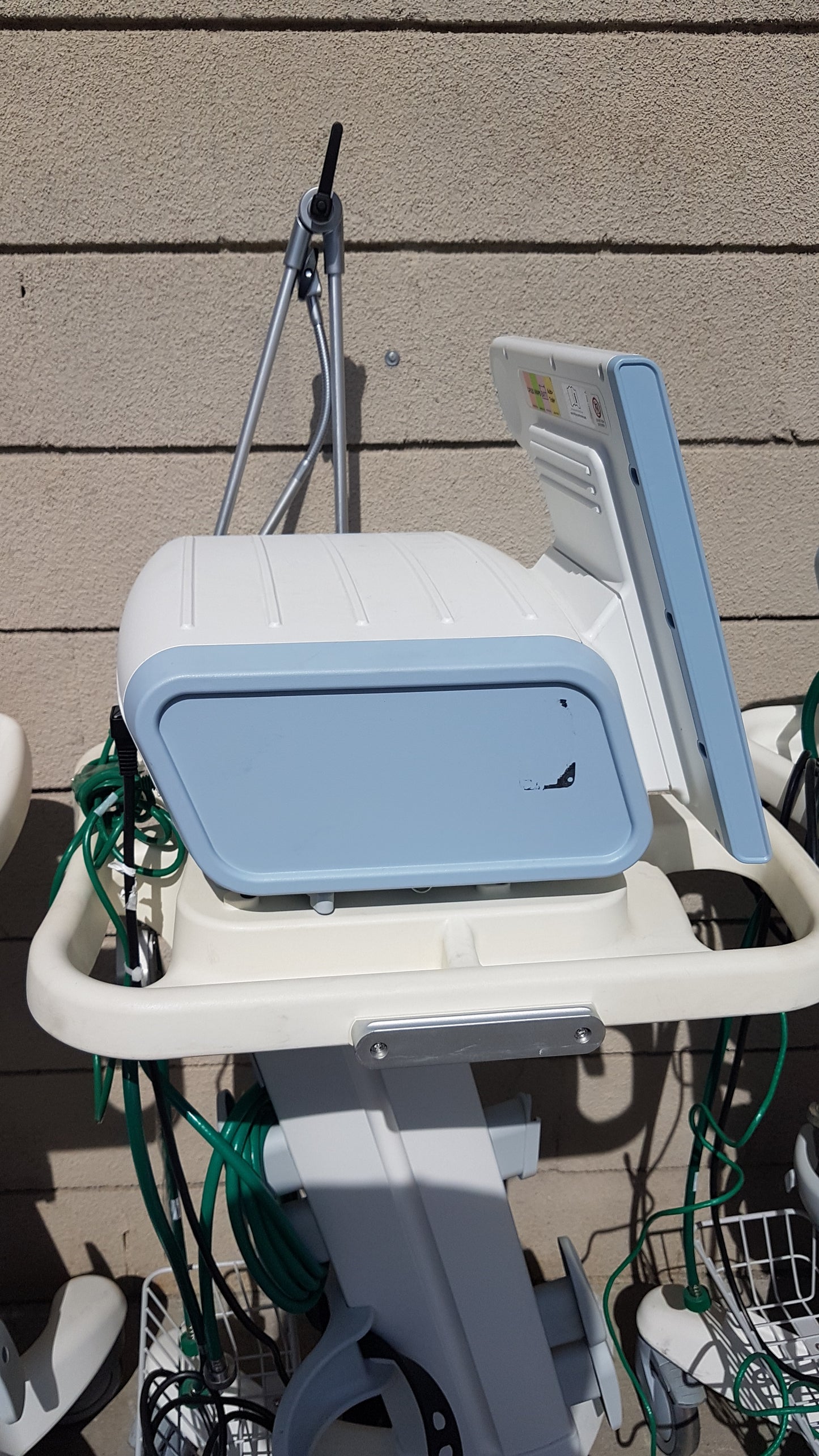 Lot of 3 Philips Respironics V60 Hospital BiPAP Ventilators With Rolling Stands