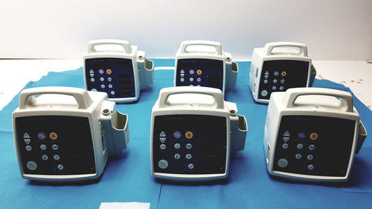 Lot of 6 CSI Criticare ComfortCuff 506NT3 Series Patient Monitors
