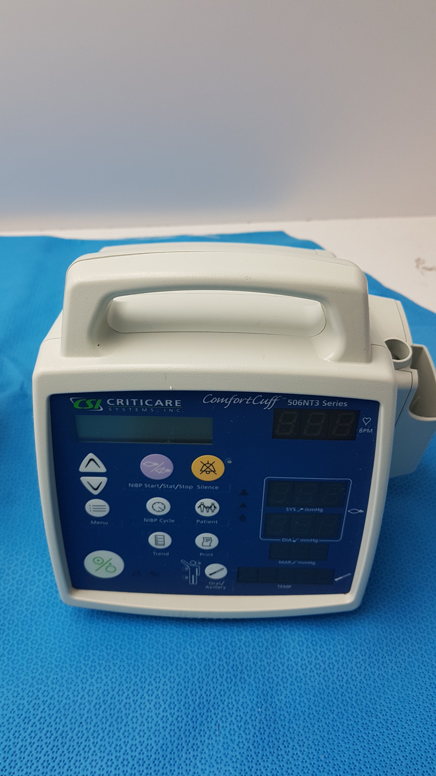 Lot of 6 CSI Criticare ComfortCuff 506NT3 Series Patient Monitors