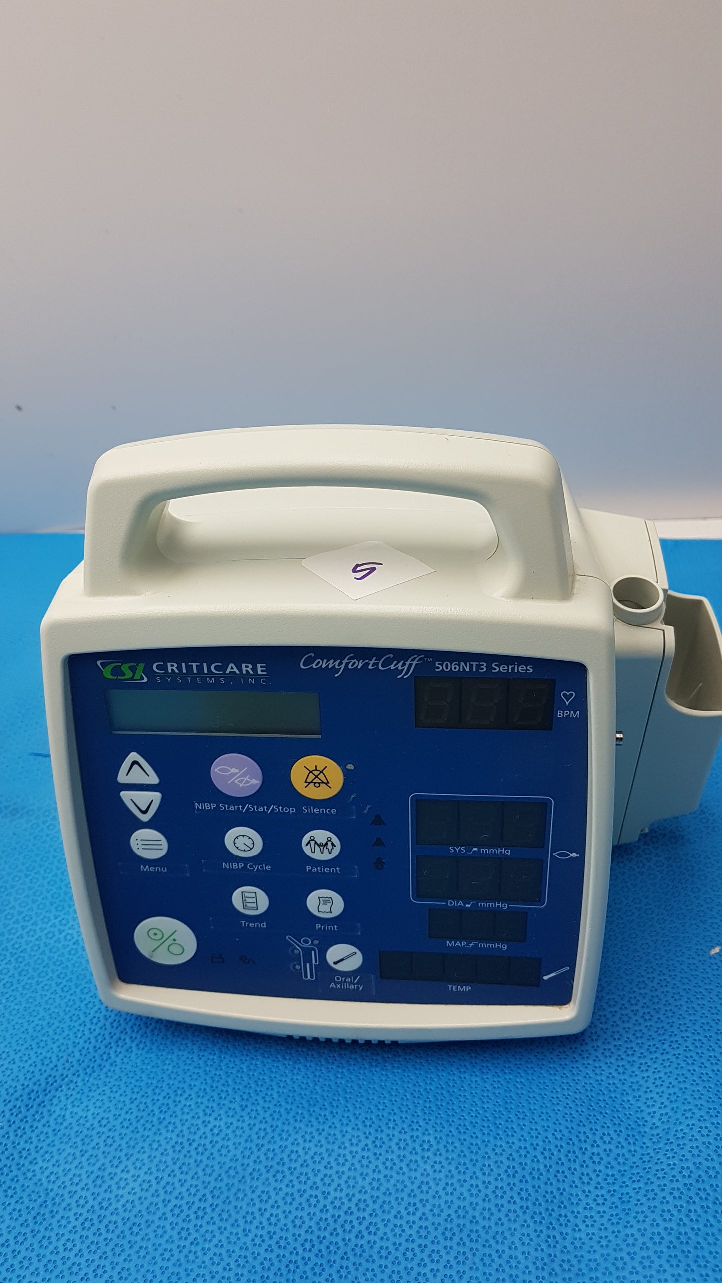Lot of 6 CSI Criticare 506NT3 Series Patient Monitors