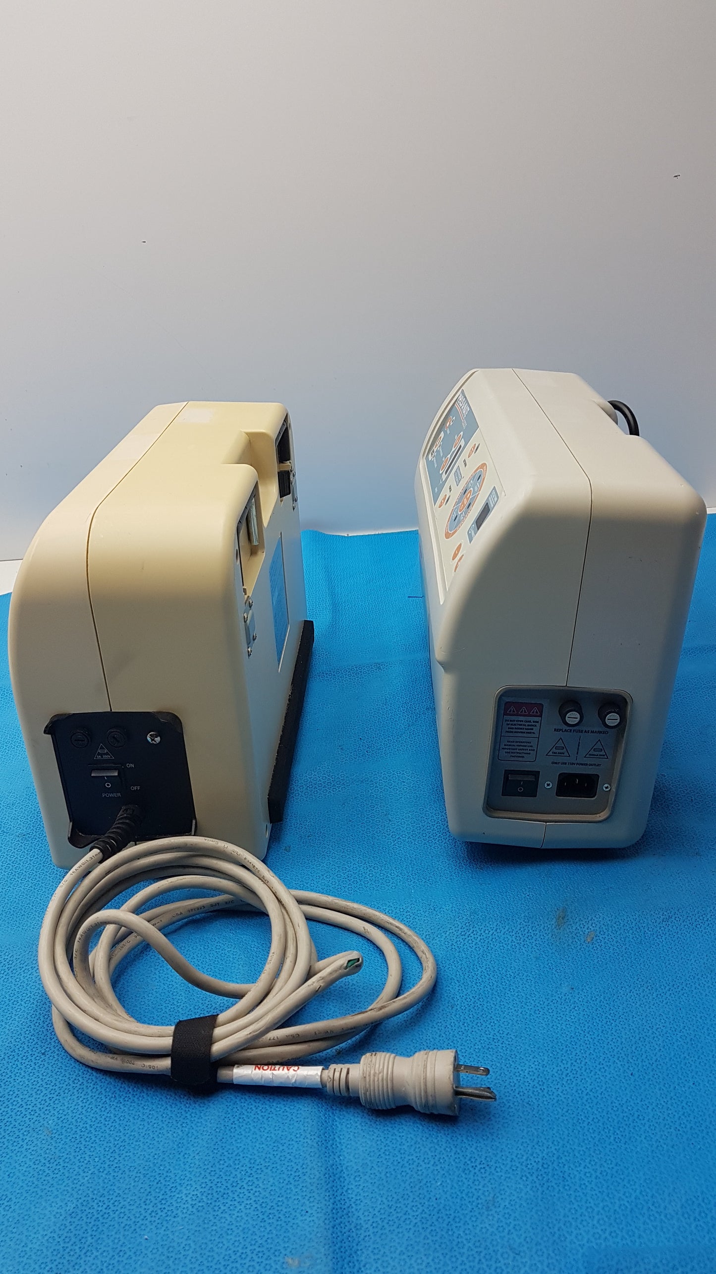 Lot of 2 Hill-Rom MDQ-79R0 Synergy Air Elite & Sunflower Sapphire Low Air Loss Pumps