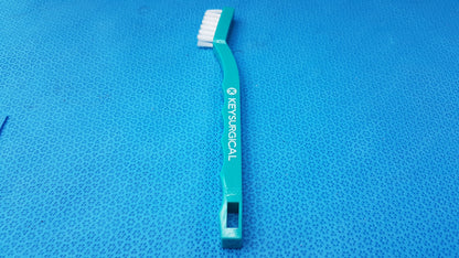 Lot of 100 Key Surgical Instrument Cleaning Brushes Toothbrush Style