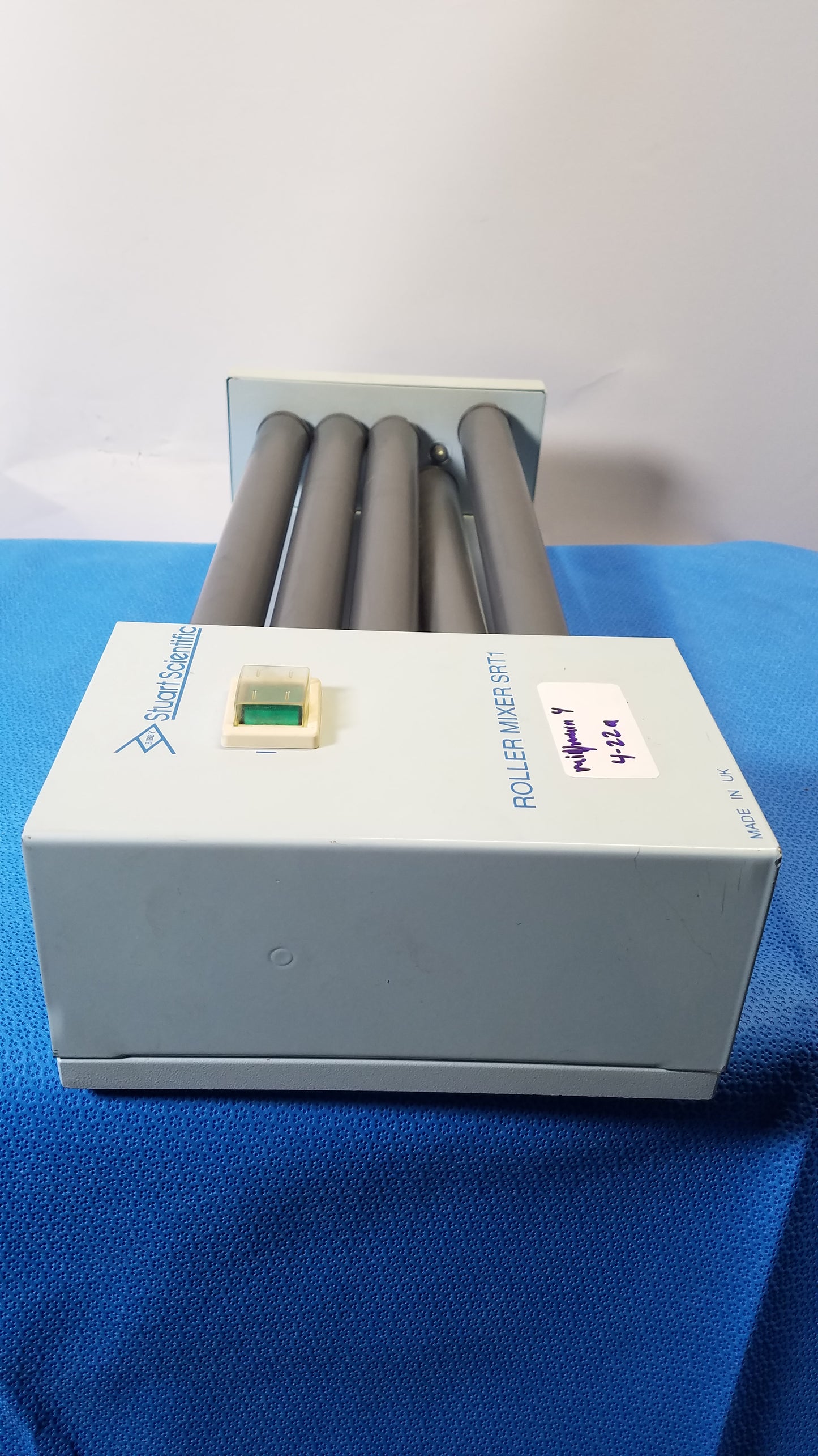 Stuart Scientific SRT1 Lab Tube Roller Mixer 5-Roller S/N R000100219