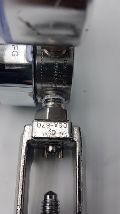 Western Medica M1-870-15FG Single Stage Medical Oxygen Regulator