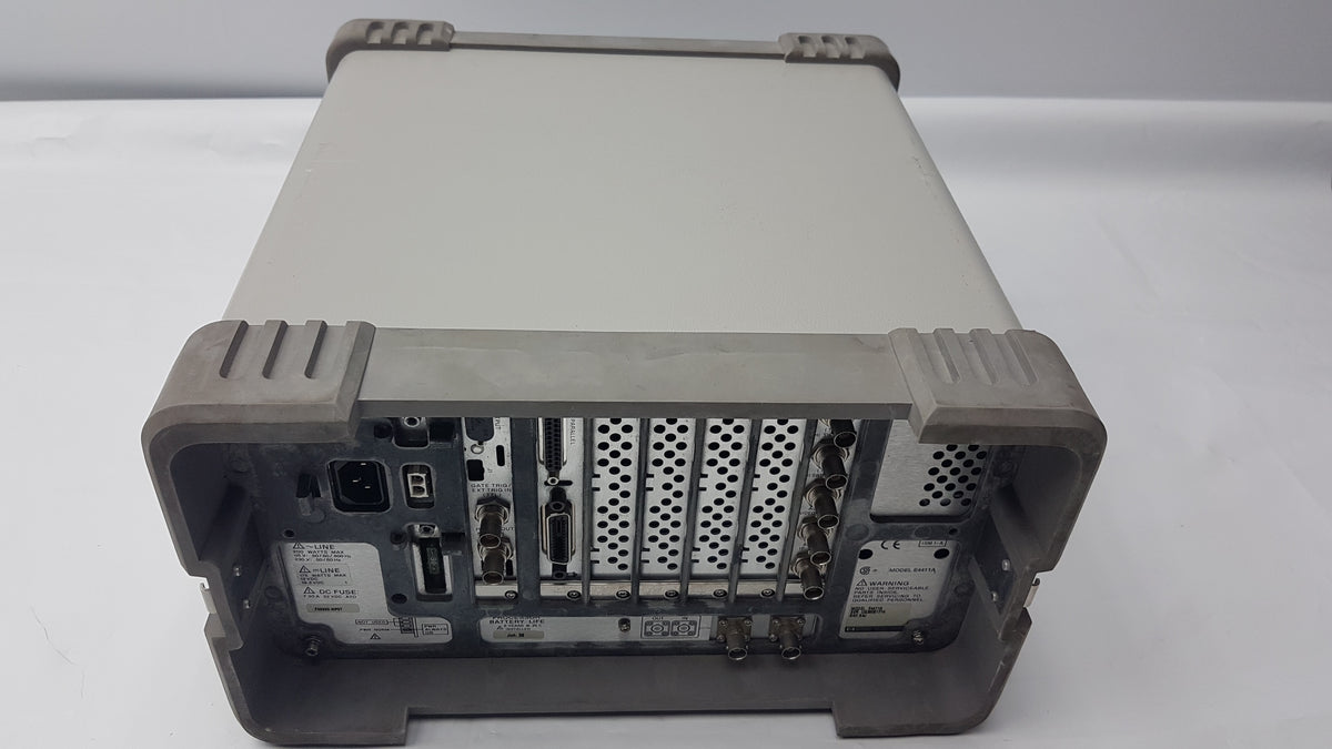 Hewlett Packard ESA-L1500A Portable Spectrum Analyzer 9 kHz -1.5 GHz