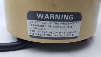 Barnstead Thermolyne M16715 Maxi-Mix 1 Laboratory Tabletop Mixer Shaker Type 16700