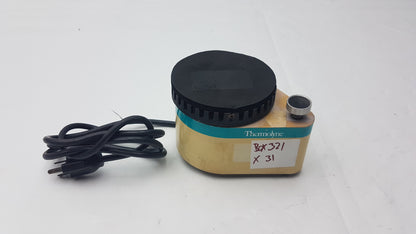 Barnstead Thermolyne M16715 Maxi-Mix 1 Laboratory Tabletop Mixer Shaker Type 16700