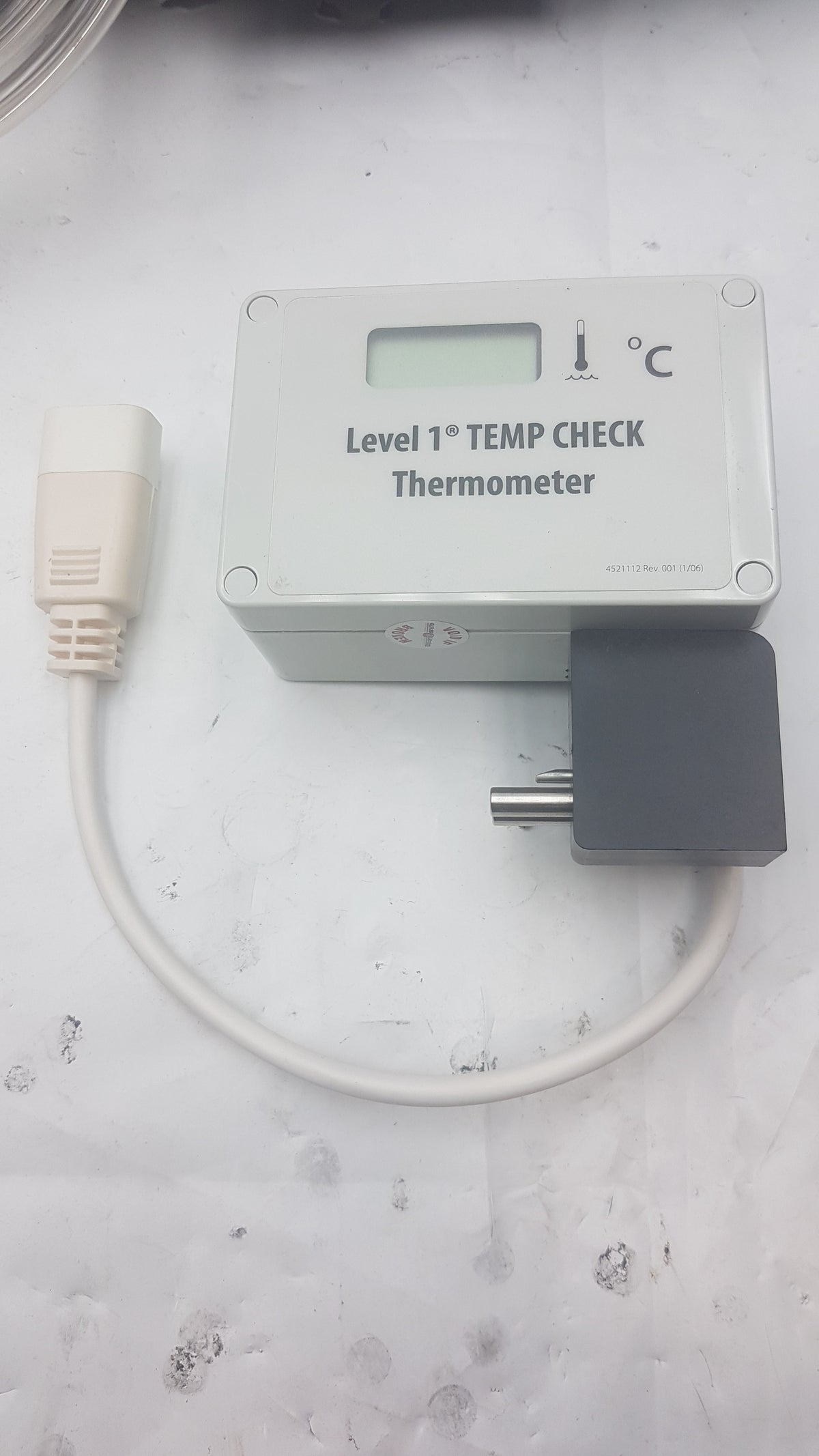 Smiths Medical HLTA-40 Level 1 Temp Check Calibration Thermometer With Case