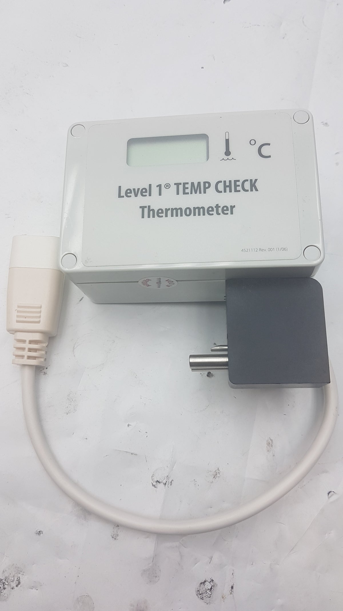 Smiths Medical HLTA-40 Level 1 Temp Check Calibration Thermometer With Case