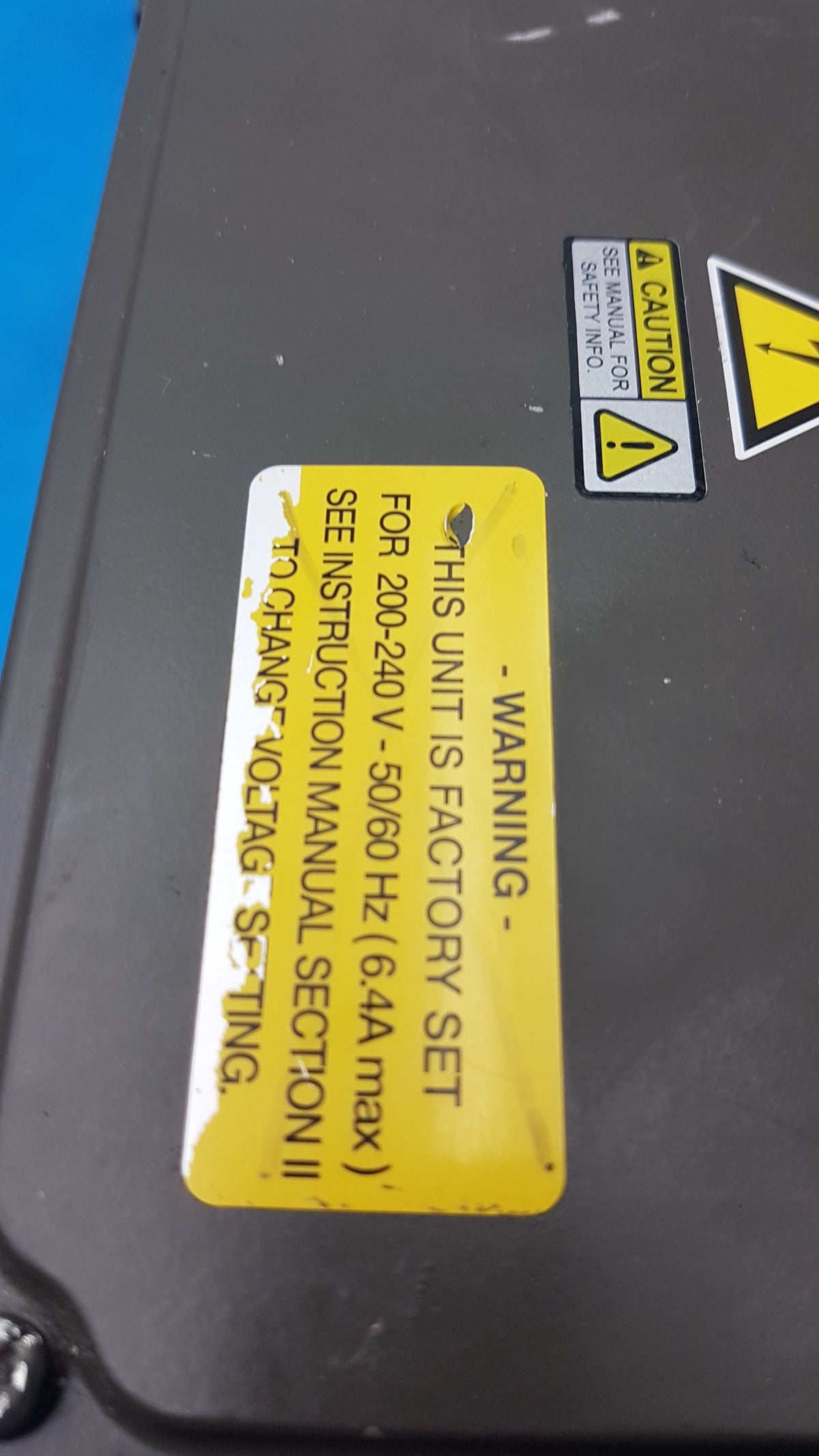 Agilent Technologies DS602 Dual Stage Oil-Sealed Mechanical Vacuum Pump Rotary Vane Pump P/N 9499335