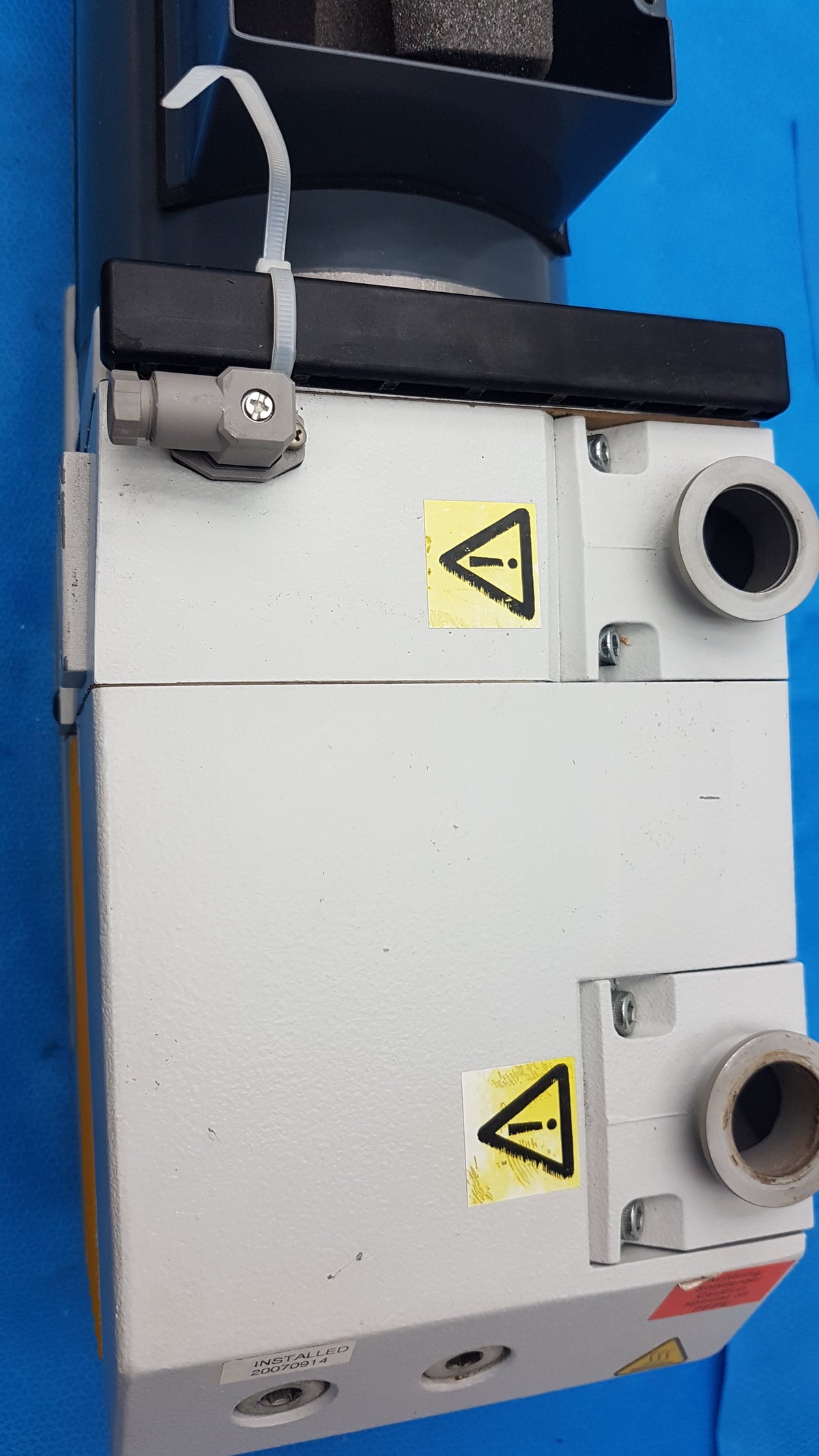 Marathon Electric Leybold Trivac D16BCS Rotary Vacuum Pump P/N 72260117
