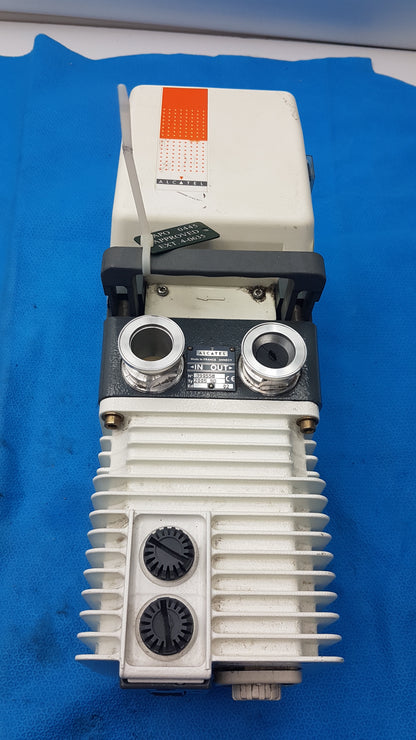 Alcatel Pascal 2005 SD Dual Stage Rotary Vane Vacuum Pump 115/220 Vac
