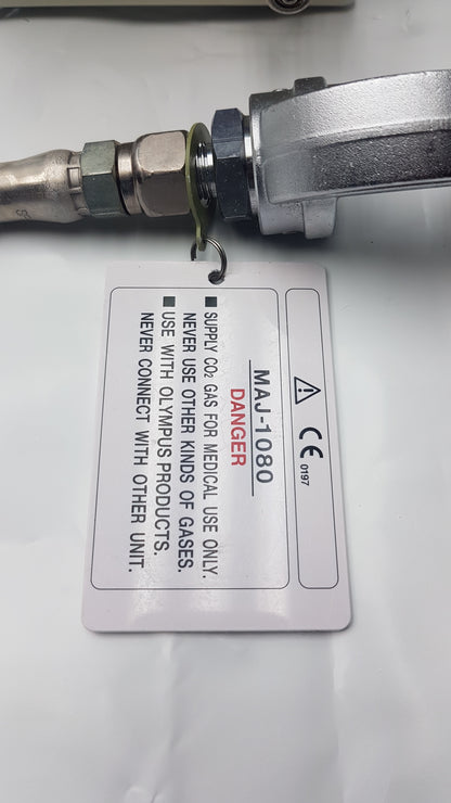 Olympus UCR Endoscopic CO2 Regulation Unit With MAJ-1080 CO2 Hose PIN and Yoke
