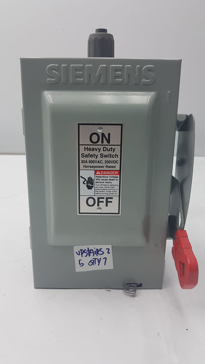 Siemens HNF361 Non Fusible Heavy Duty Safety Switch 3-Pole 30A 600V