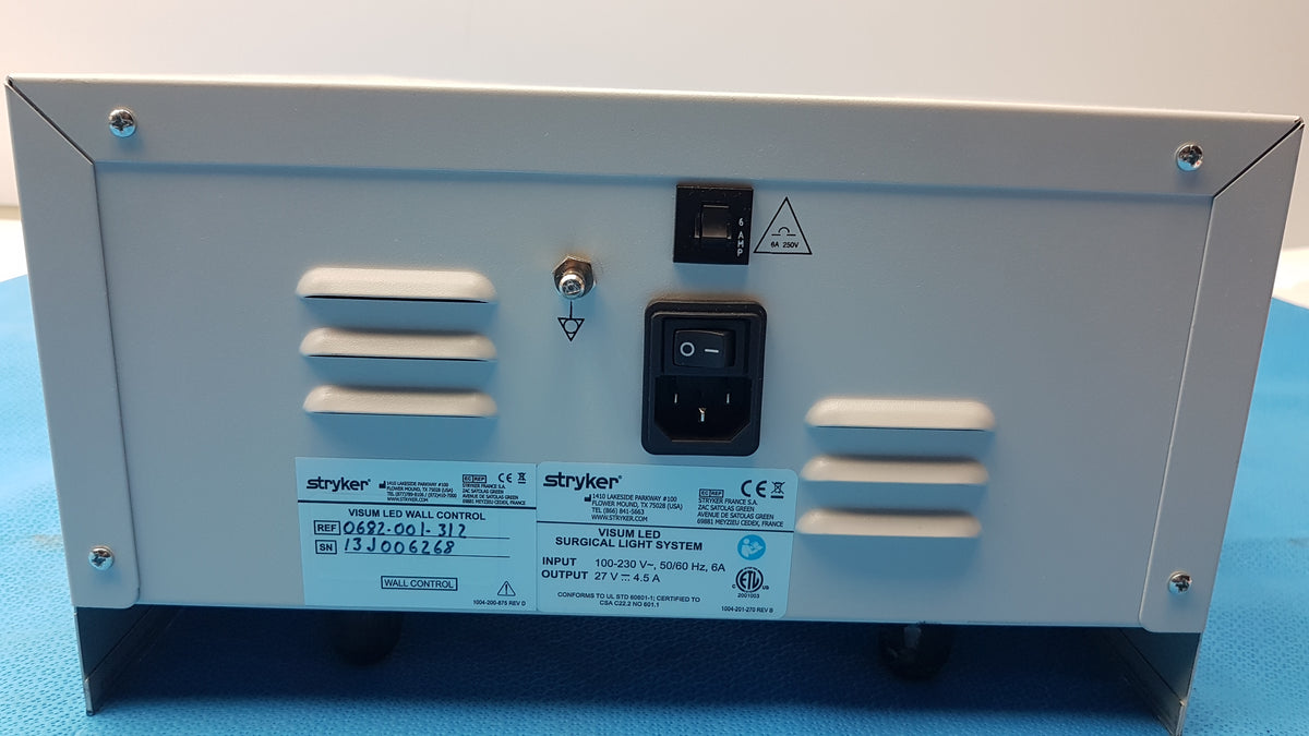 Stryker Visum LED Surgical Light System Led Wall Control Ref 0682-001-312