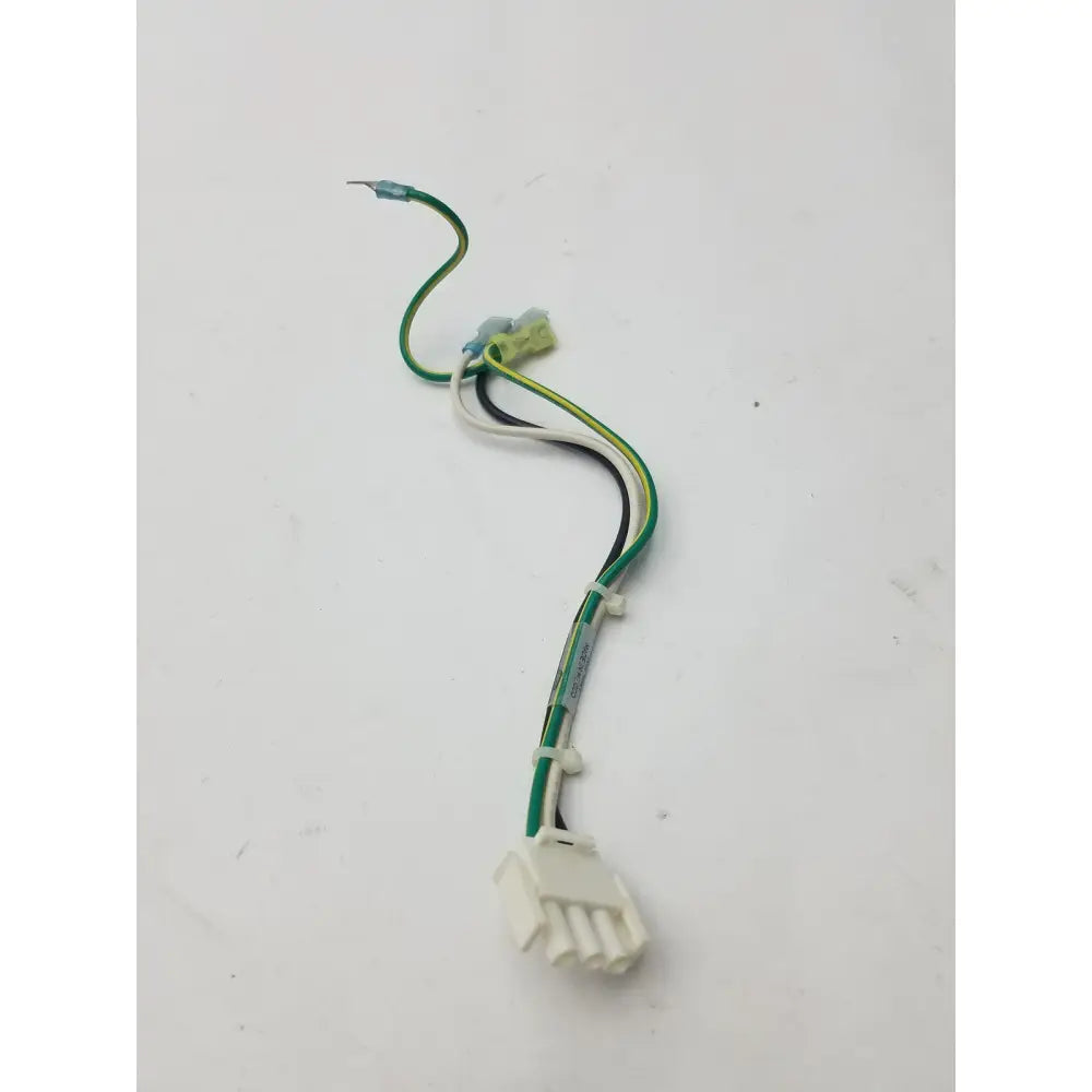 White plastic 3 pin female connector with green black and yellow wires bundled for 4 wire cable use