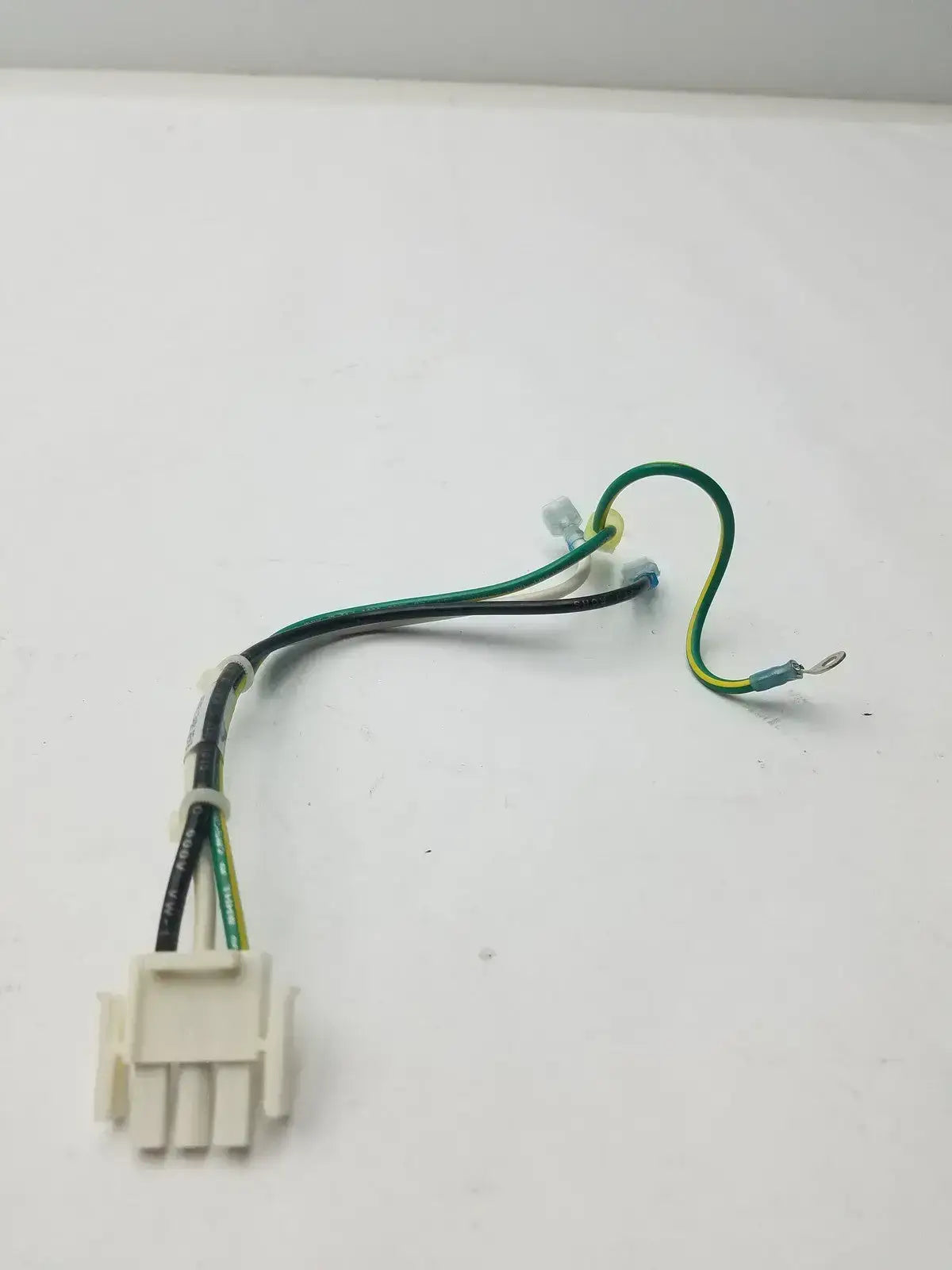 Unbranded 3 Pin Female Connector to 4 Wire Cable 453561174581 Rev B Connector Cable, second-hand product photo 1