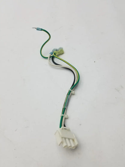 White plastic 3 pin female connector with green black and yellow wires bundled for 4 wire cable use