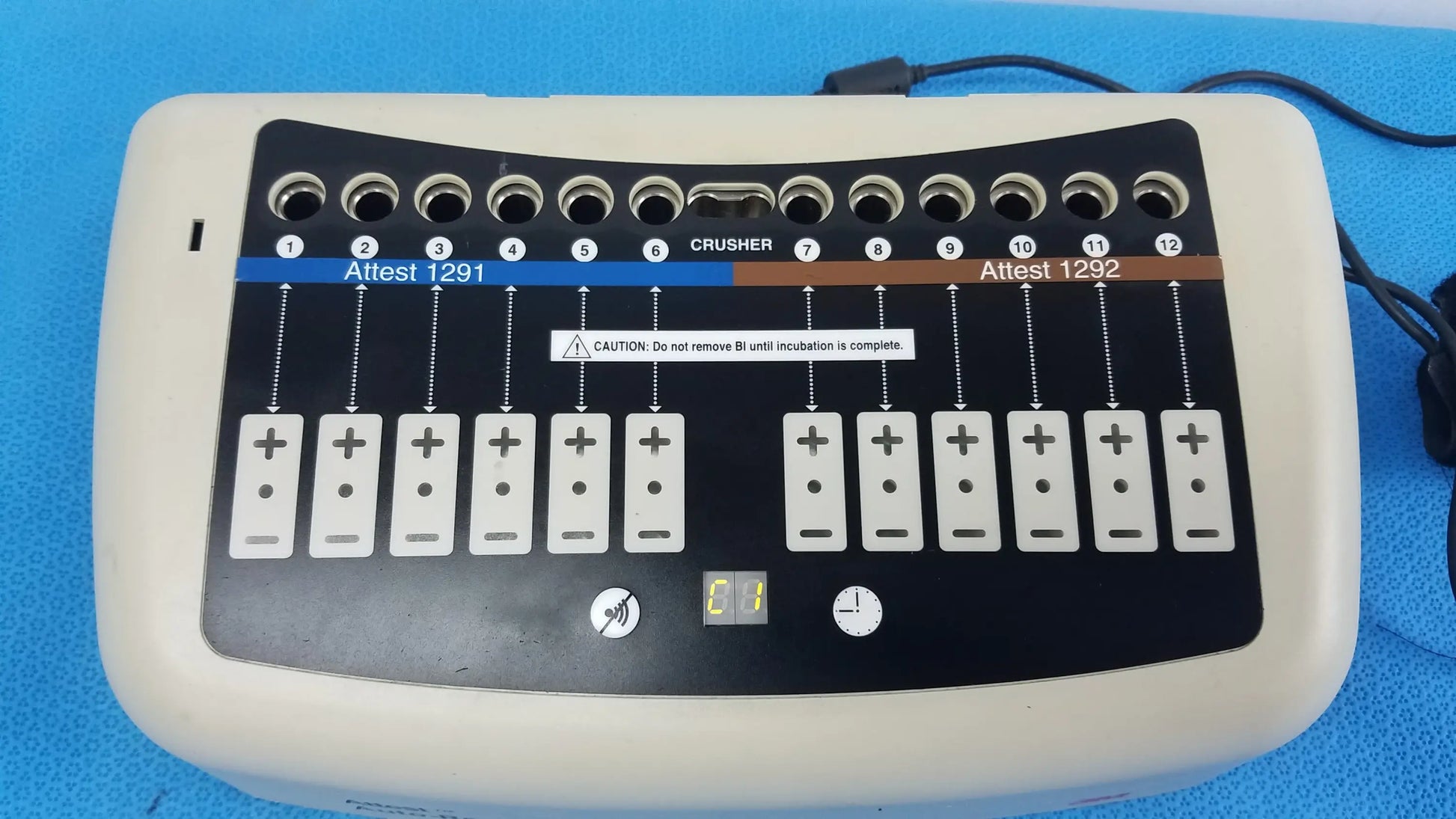 3M 290 Attest Auto-Reader Incubator Incubator with Automatic Reading Function, second-hand product photo 1