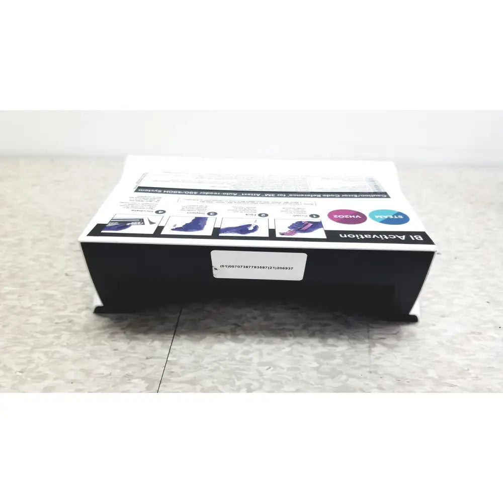 Black rectangular 3m attest auto-reader 490h incubator box with white labeling and colorful circular icons reading bi activation