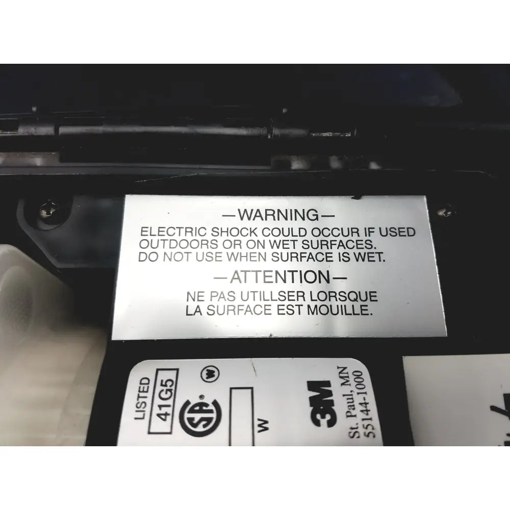 3M Electronics 497 Service Vacuum Service Vacuum, second-hand product photo 2