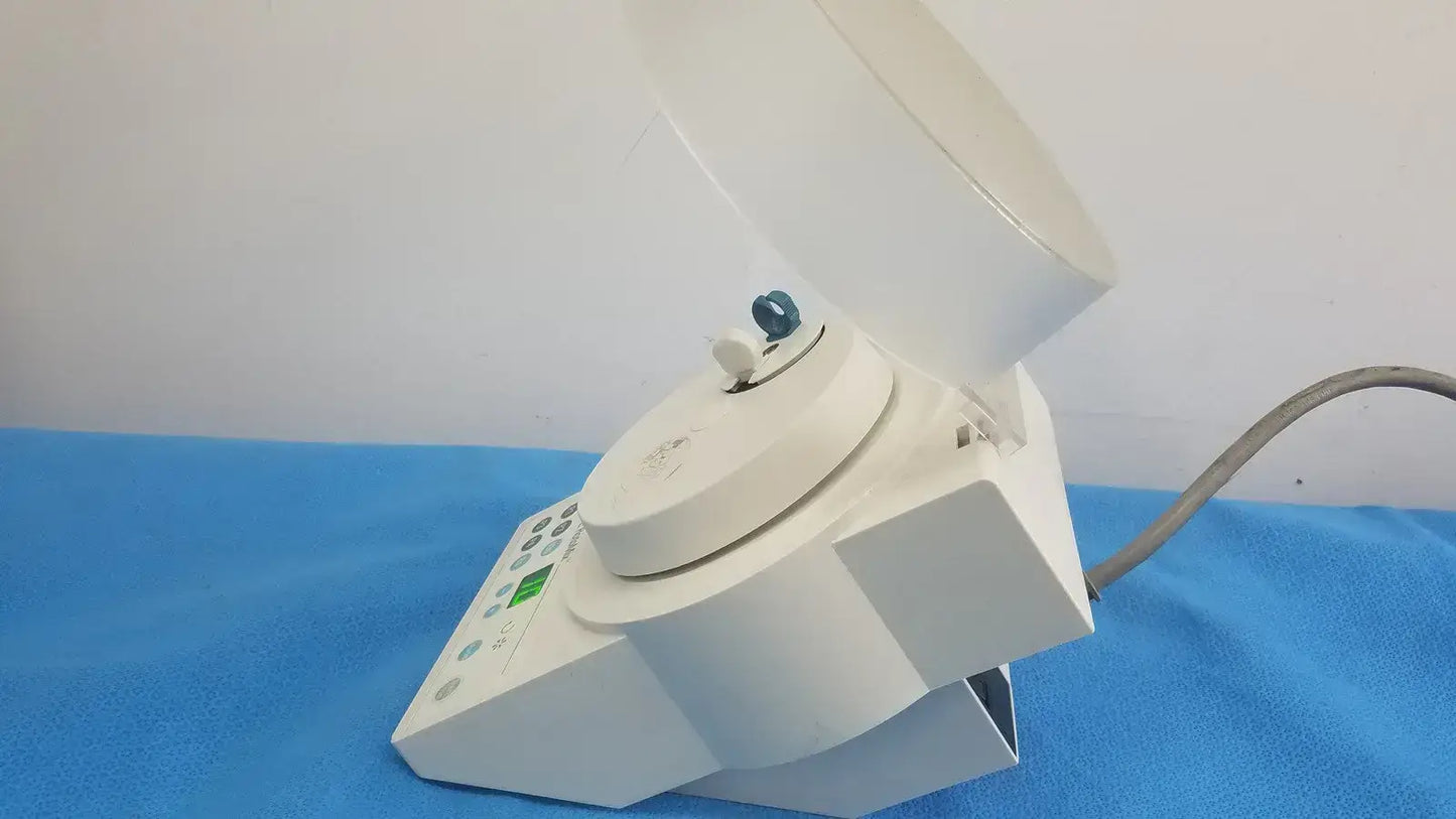 3M ESPE ROTOMIX Capsule Mixing unit 120V / 60 Hz D-82229 Ser. No 960401010284 Capsule Mixing Unit, second-hand product photo 4
