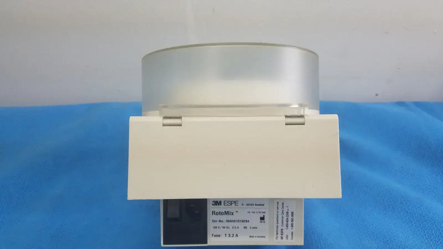 3M ESPE ROTOMIX Capsule Mixing unit 120V / 60 Hz D-82229 Ser. No 960401010284 Capsule Mixing Unit, second-hand product photo 8
