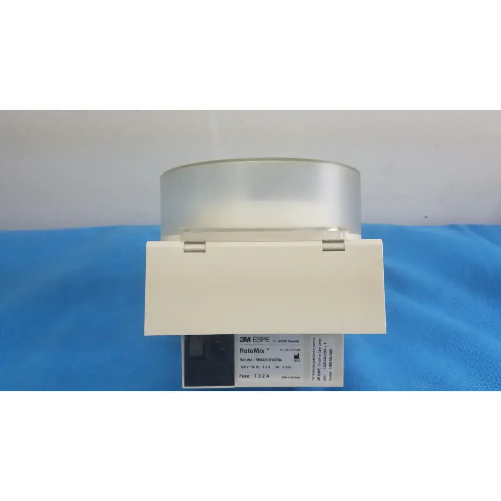 3M ESPE ROTOMIX Capsule Mixing unit 120V / 60 Hz D-82229 Ser. No 960401010284 Capsule Mixing Unit, second-hand product photo 8