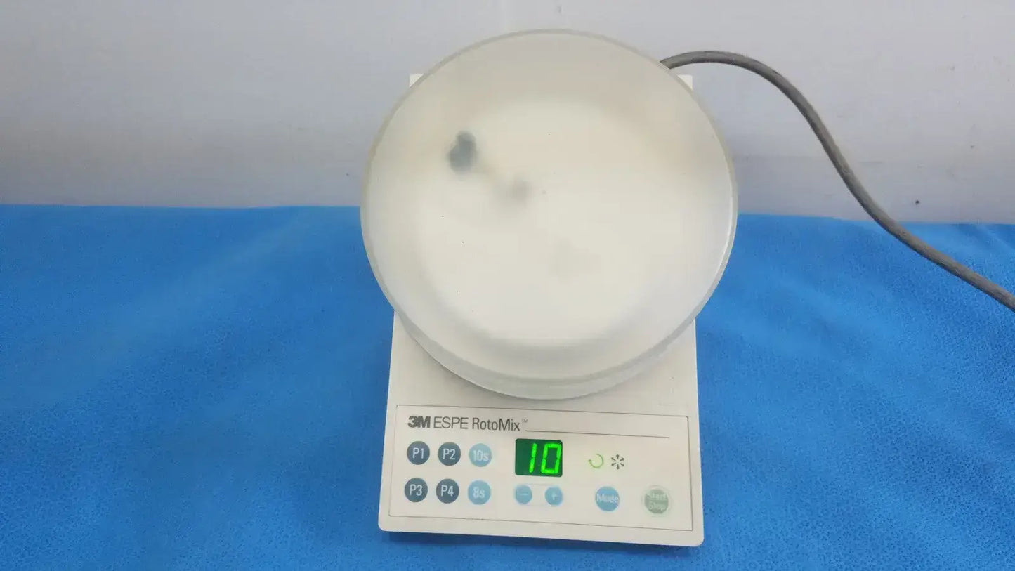 3M ESPE ROTOMIX Capsule Mixing unit 120V / 60 Hz D-82229 Ser. No 960401010284 Capsule Mixing Unit, second-hand product photo 1