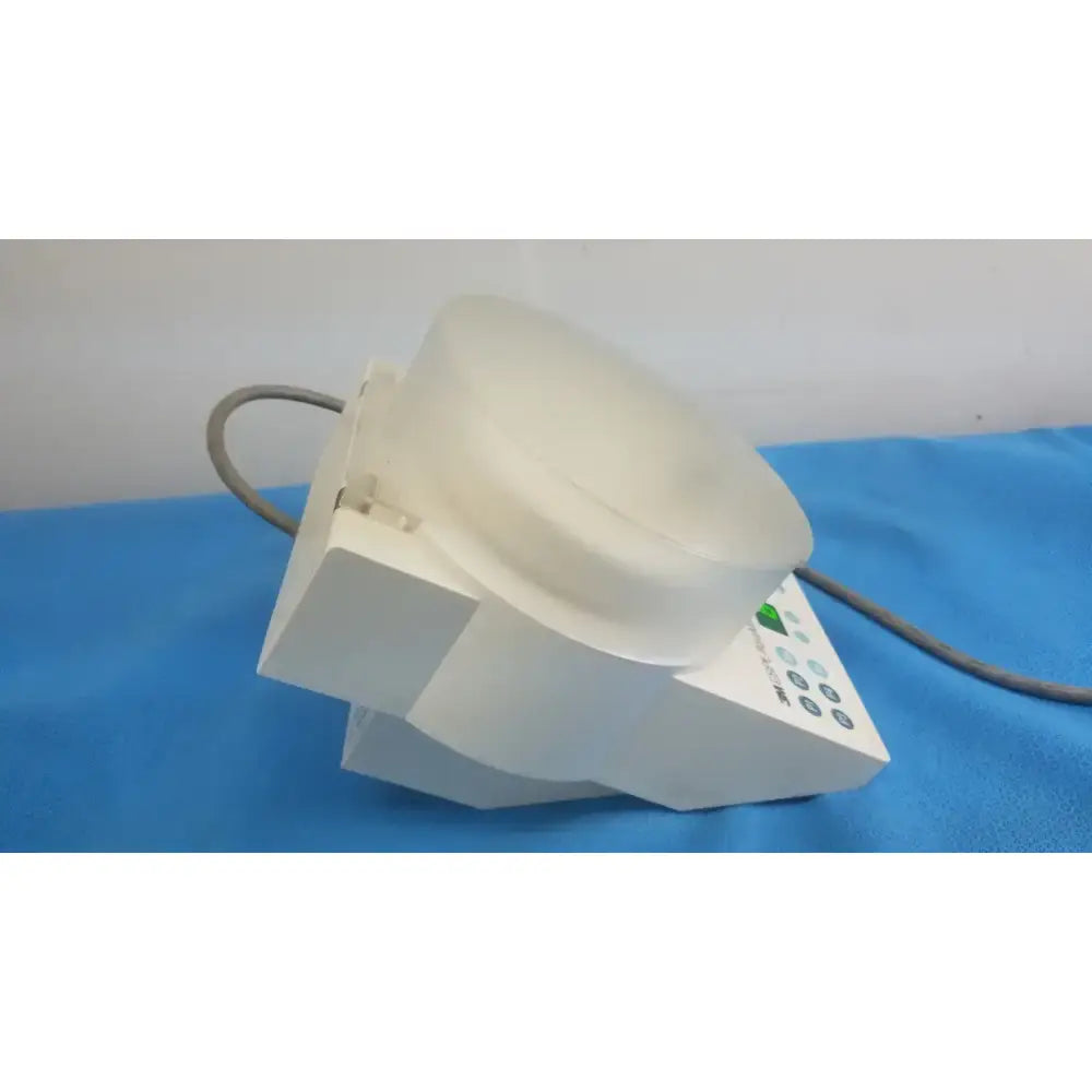 3M ESPE ROTOMIX Capsule Mixing unit 120V / 60 Hz D-82229 Ser. No 960401010284 Capsule Mixing Unit, second-hand product photo 7