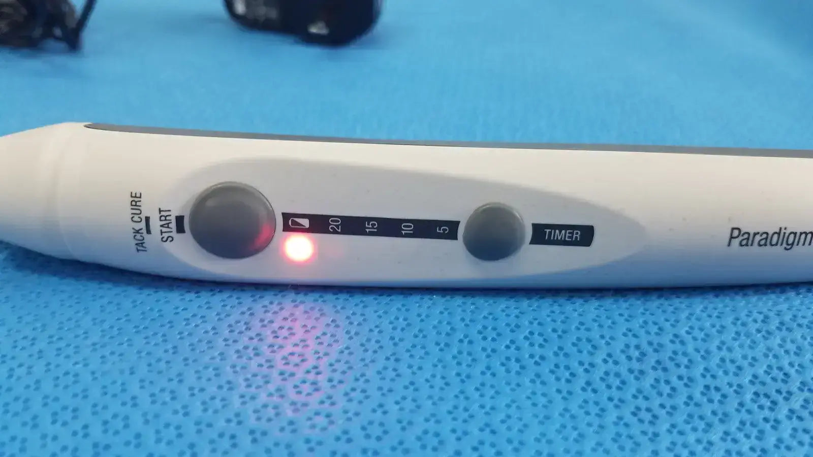 3M Paradigm DeepCure LED Dental Curing Light System with Charger Dental Curing Light System, second-hand product photo 6