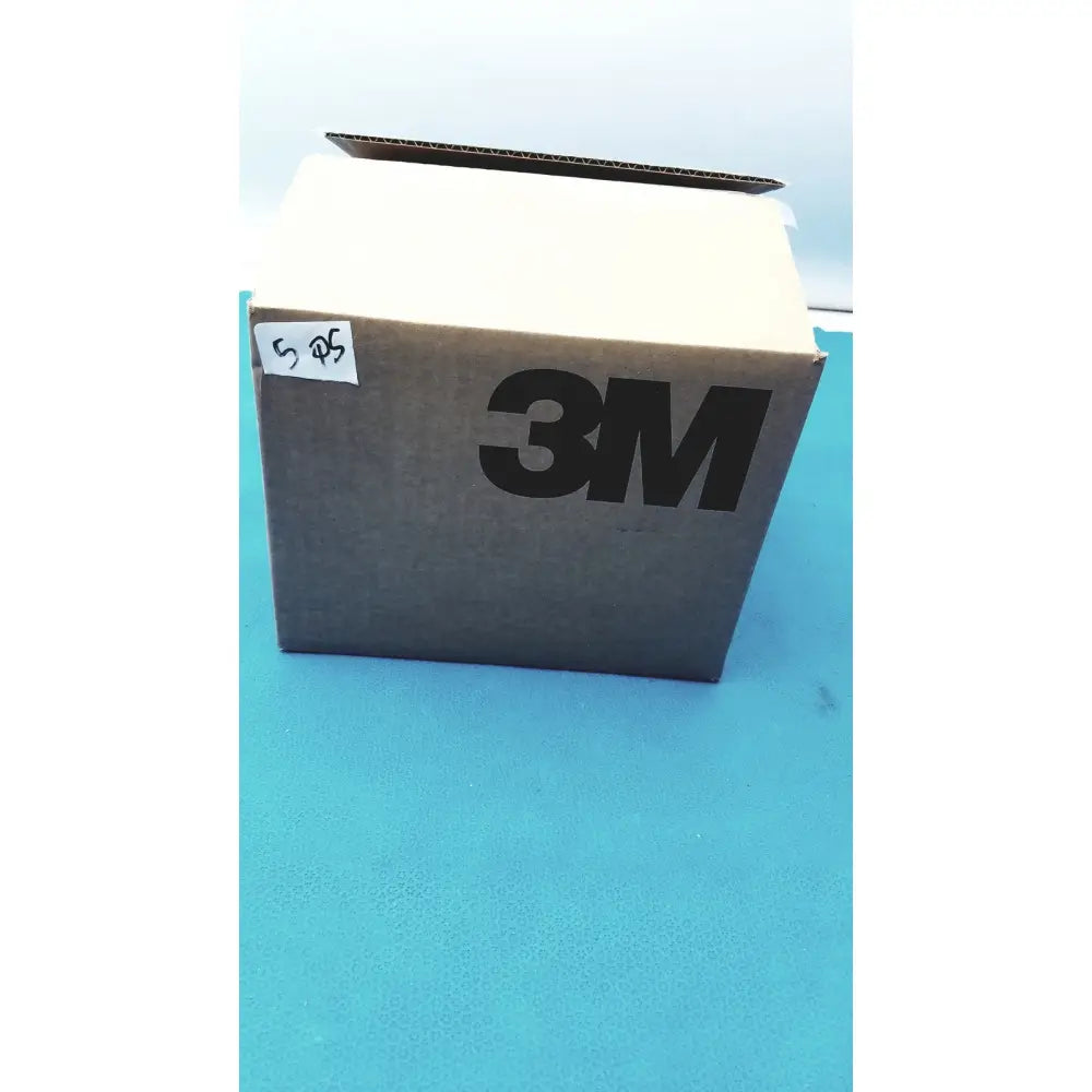 Brown cardboard box with black 3m logo and white price tag for 3m s-533s high durability hood small/medium