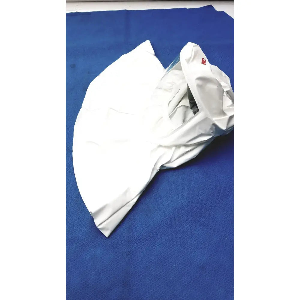 White protective cover of 3m s-533s high durability hood made of durable plastic with integrated head suspension small medium
