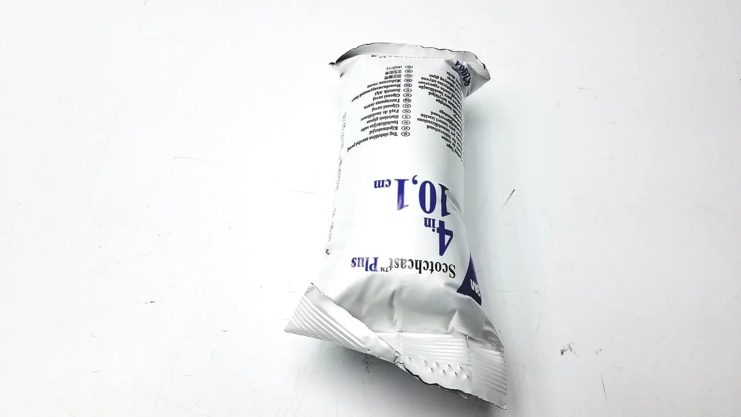 3M Scotchcast Plus 4 in x 4 yd Ref. 8200 Casting Tape, new product photo 4