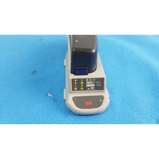 Reuse Medical 3M Versaflo TR-340 Charger & TR-332 High Capacity Battery Pack for TR-300 PAPR Other Medical & Lab Equipment, second-hand product photo 1