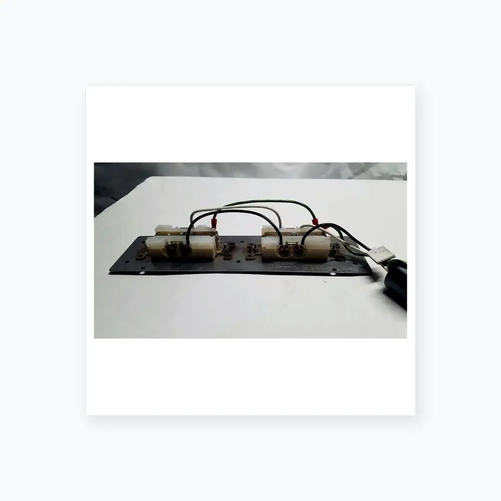 Generic 4 Female Electric Board Strip, Line Output 400VA Max Power Strip, second-hand product photo 7