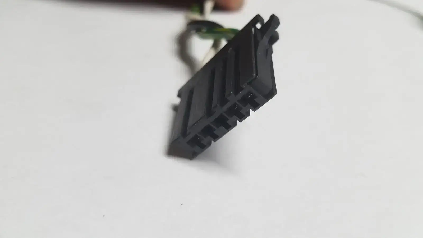 Generic 4 Female Electric Board Strip, Line Output 400VA Max Power Strip, second-hand product photo 11