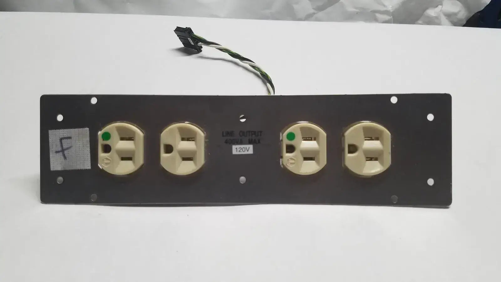 Generic 4 Female Electric Board Strip, Line Output 400VA Max Power Strip, second-hand product photo 1