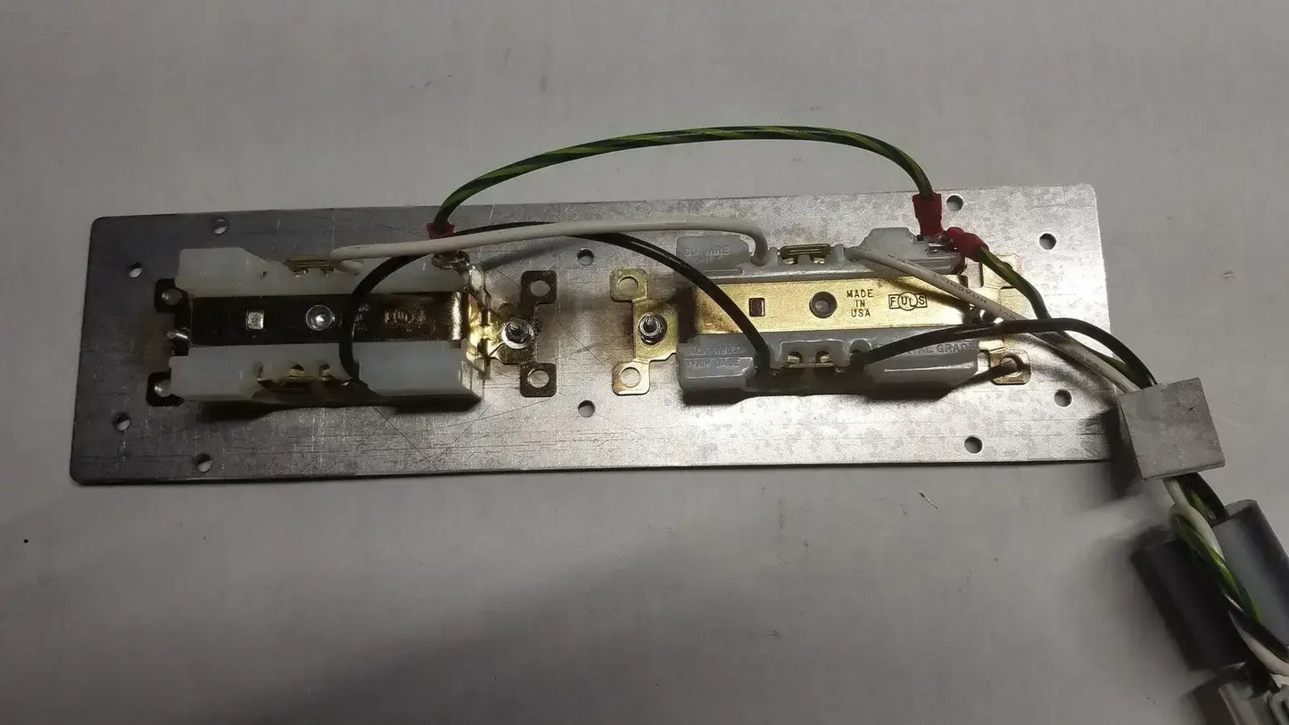 Generic 4 Female Electric Board Strip, Line Output 400VA Max Power Strip, second-hand product photo 8