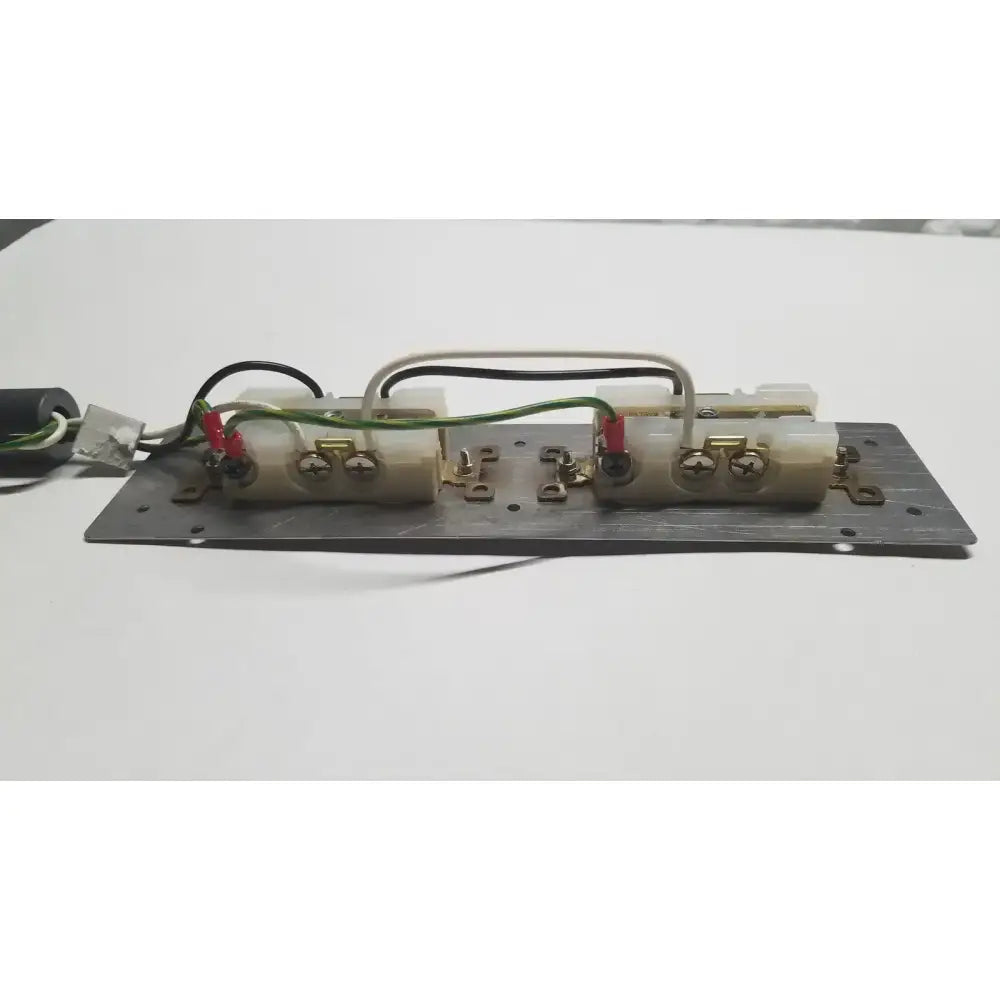 Generic 4 Female Electric Board Strip, Line Output 400VA Max Power Strip, second-hand product photo 5