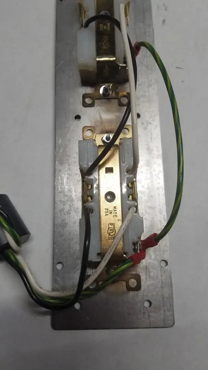 Generic 4 Female Electric Board Strip, Line Output 400VA Max Power Strip, second-hand product photo 13