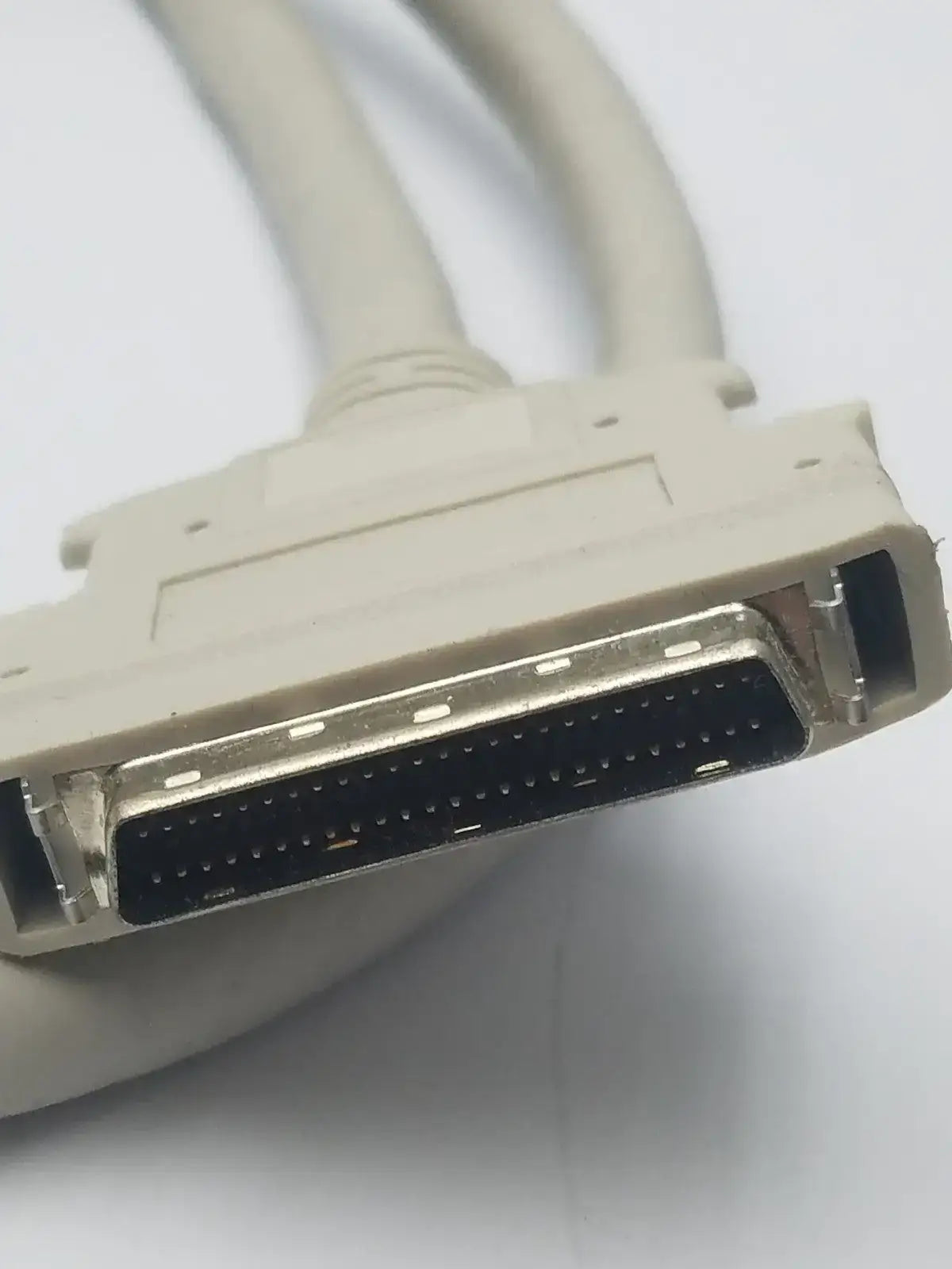 Generic 50-Pin Male to Male SCSI Cable for IBM Computer MDR SCSI Cable, second-hand product photo 4