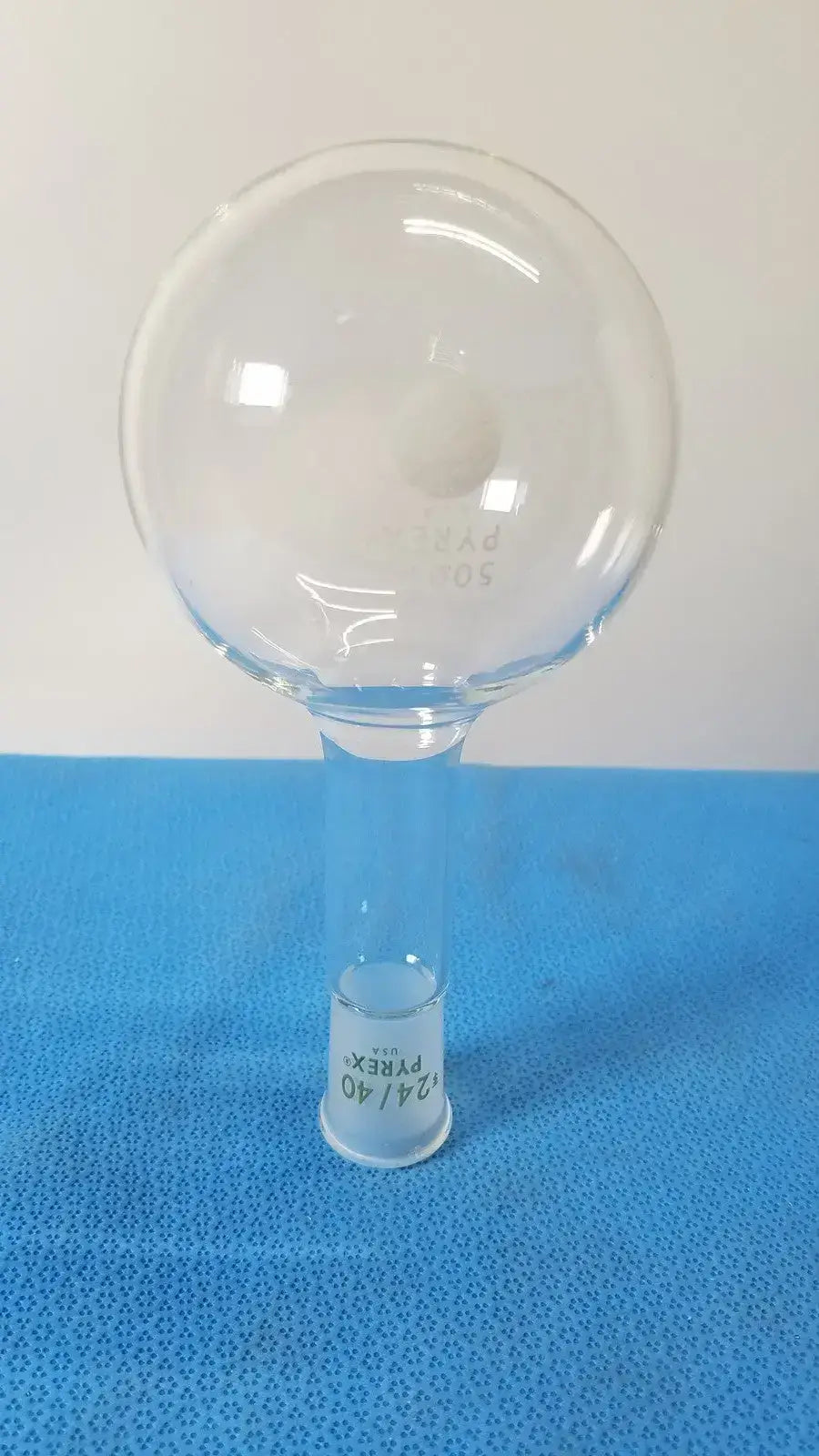 PYREX 500ml Corning PYREX Flat Bottom Boiling Flask – Single Neck 24/40 Boiling Flask, second-hand product photo 1
