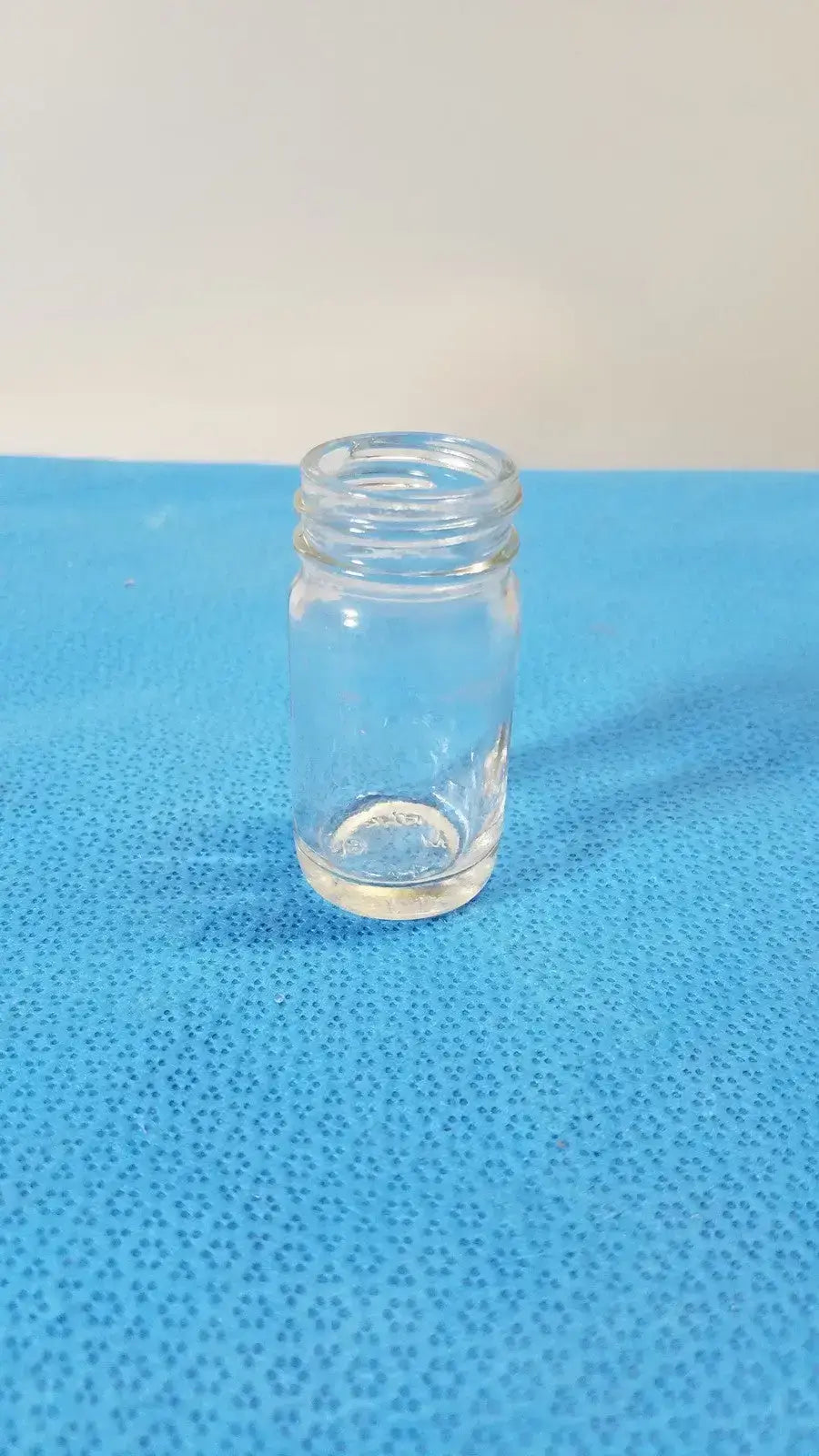 Generic 5ml Clear Glass Laboratory Jar – No Lid Straight Sided Round Bottle Laboratory Jar, second-hand product photo 1