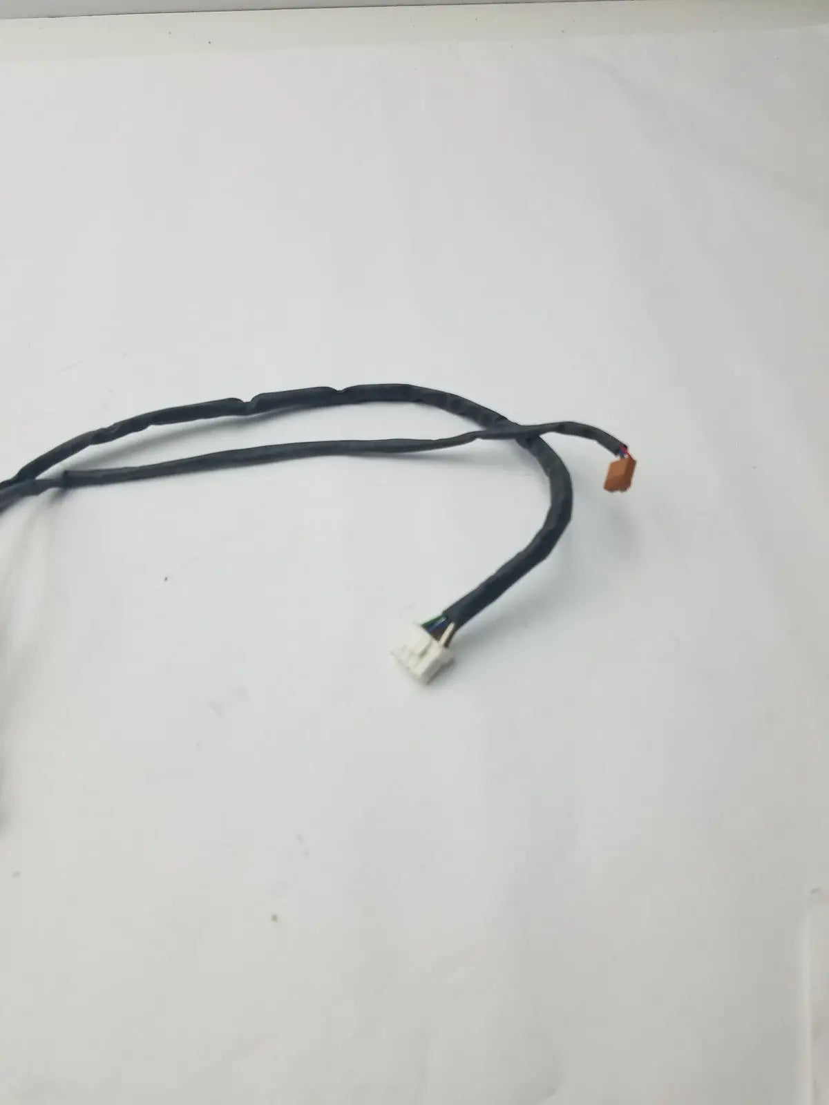 Generic 6 Pin Female Cable to 2 Wire Different Connector VGA to Video Adapter Cables, second-hand product photo 7