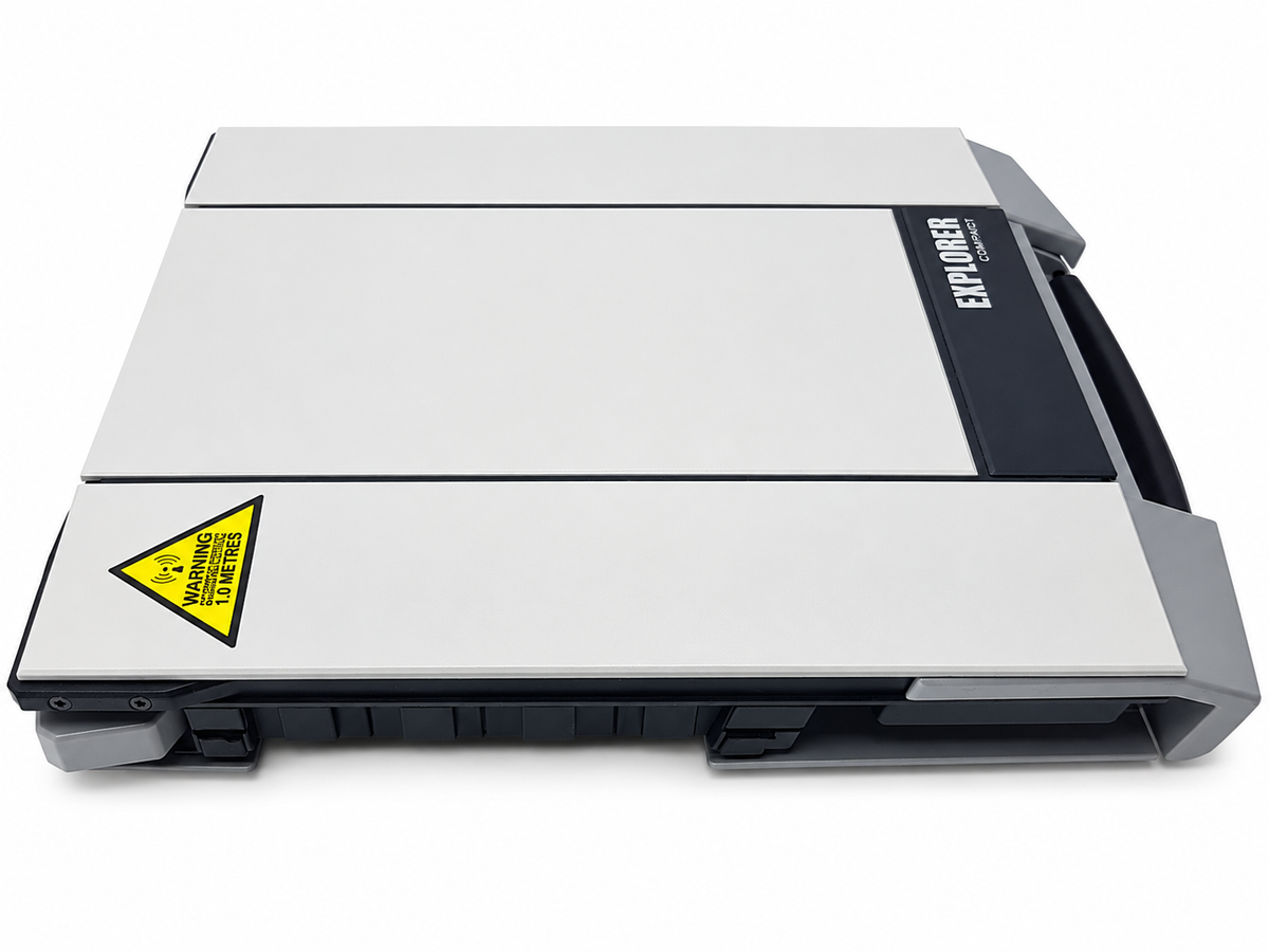 Cobham Satcom TT-3703B Explorer 710 Portable Satellite BGAN Terminal