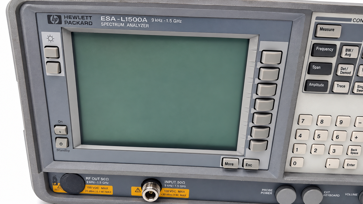 Hewlett Packard ESA-L1500A Portable Spectrum Analyzer 9 kHz -1.5 GHz