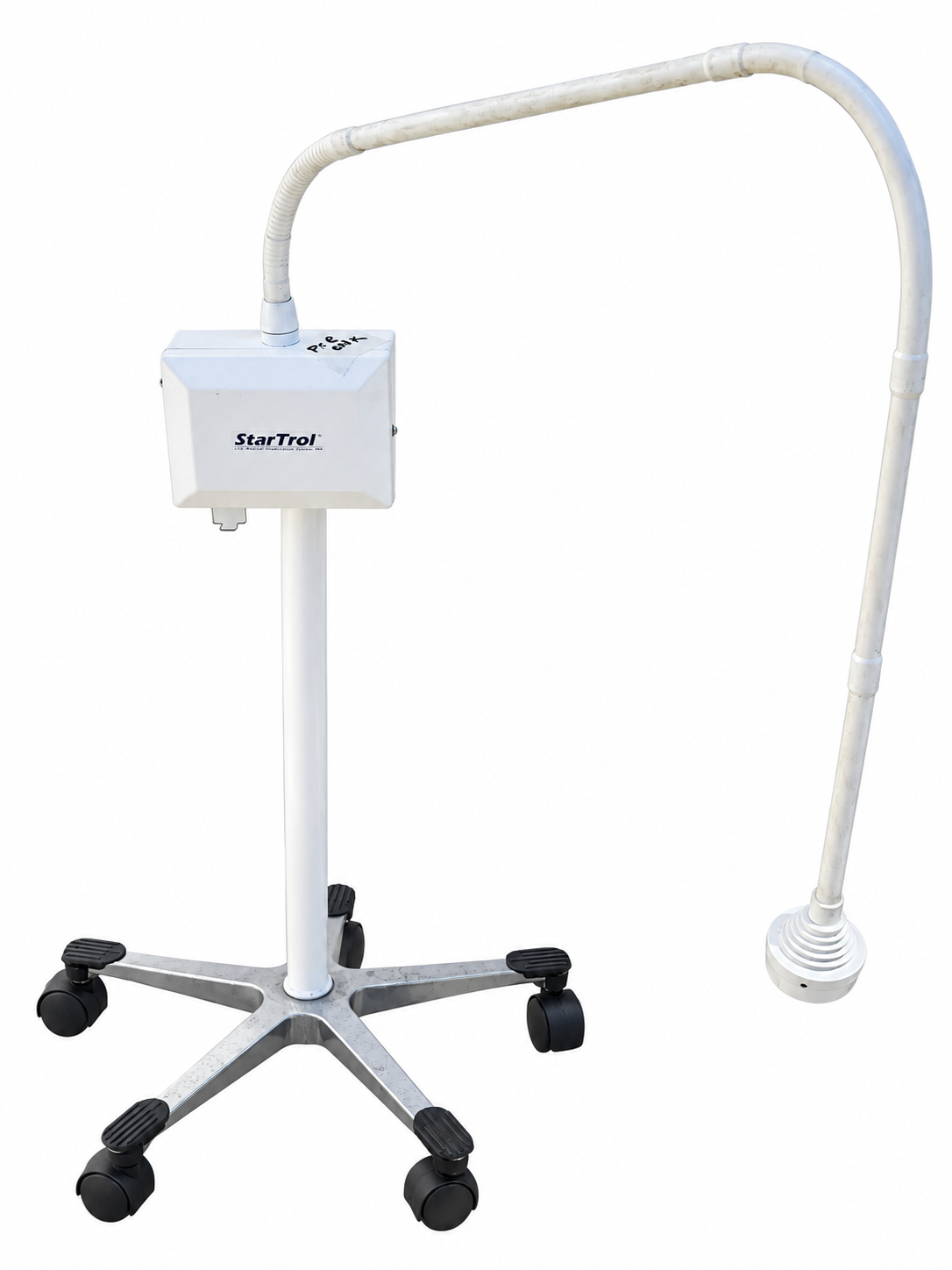 StarTrol LED Mobile Medical Examination Light With Rolling Stand