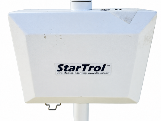 StarTrol LED Mobile Medical Examination Light With Rolling Stand