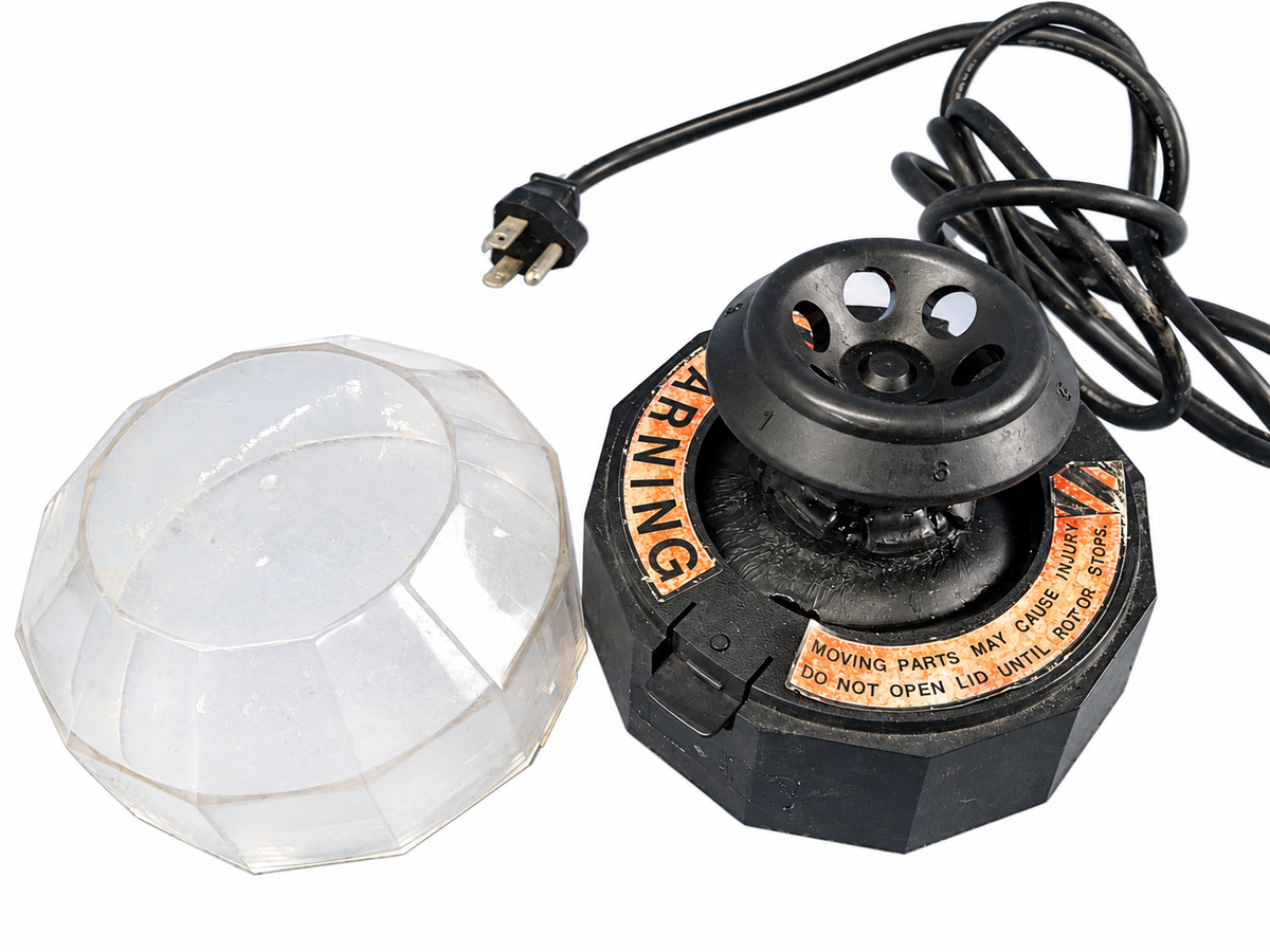 Qualitron DW-41 Mini Micro Centrifuge 115V/60HZ S/N 009152